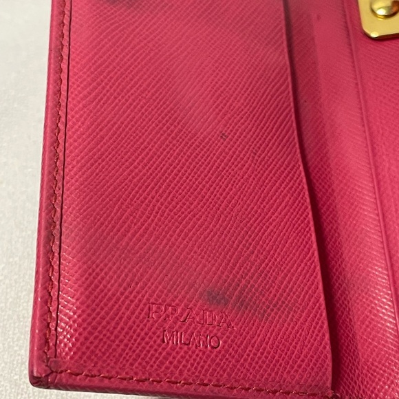 Prada Pink Saffiano leather key case - Picture 9 of 11